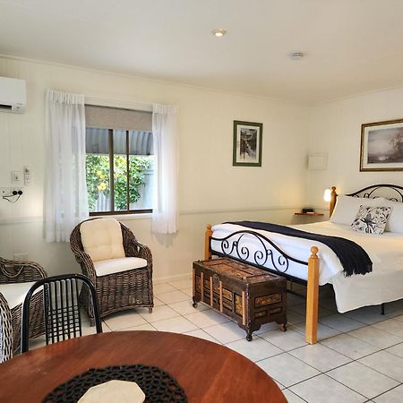 Chillagoe Cabins And Tours Exterior photo