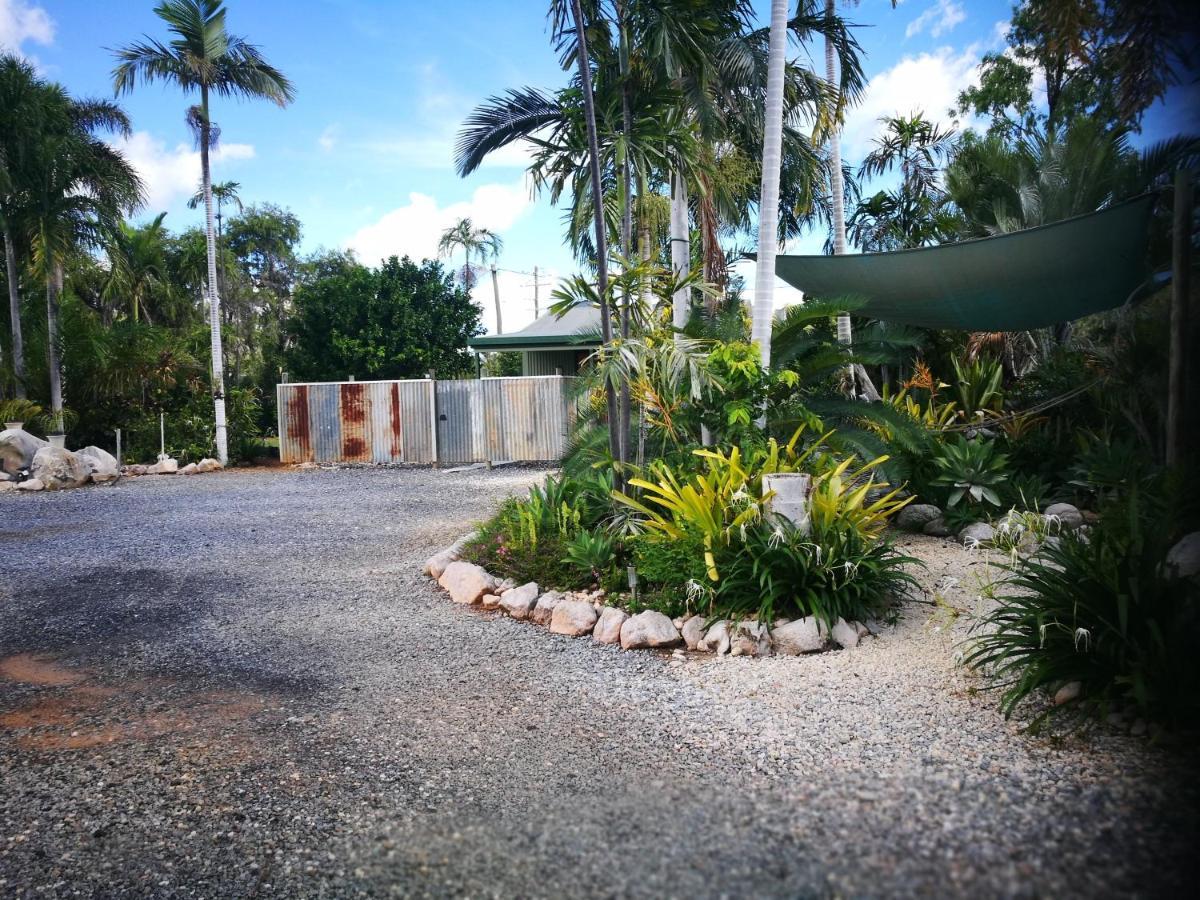 Chillagoe Cabins And Tours Exterior photo